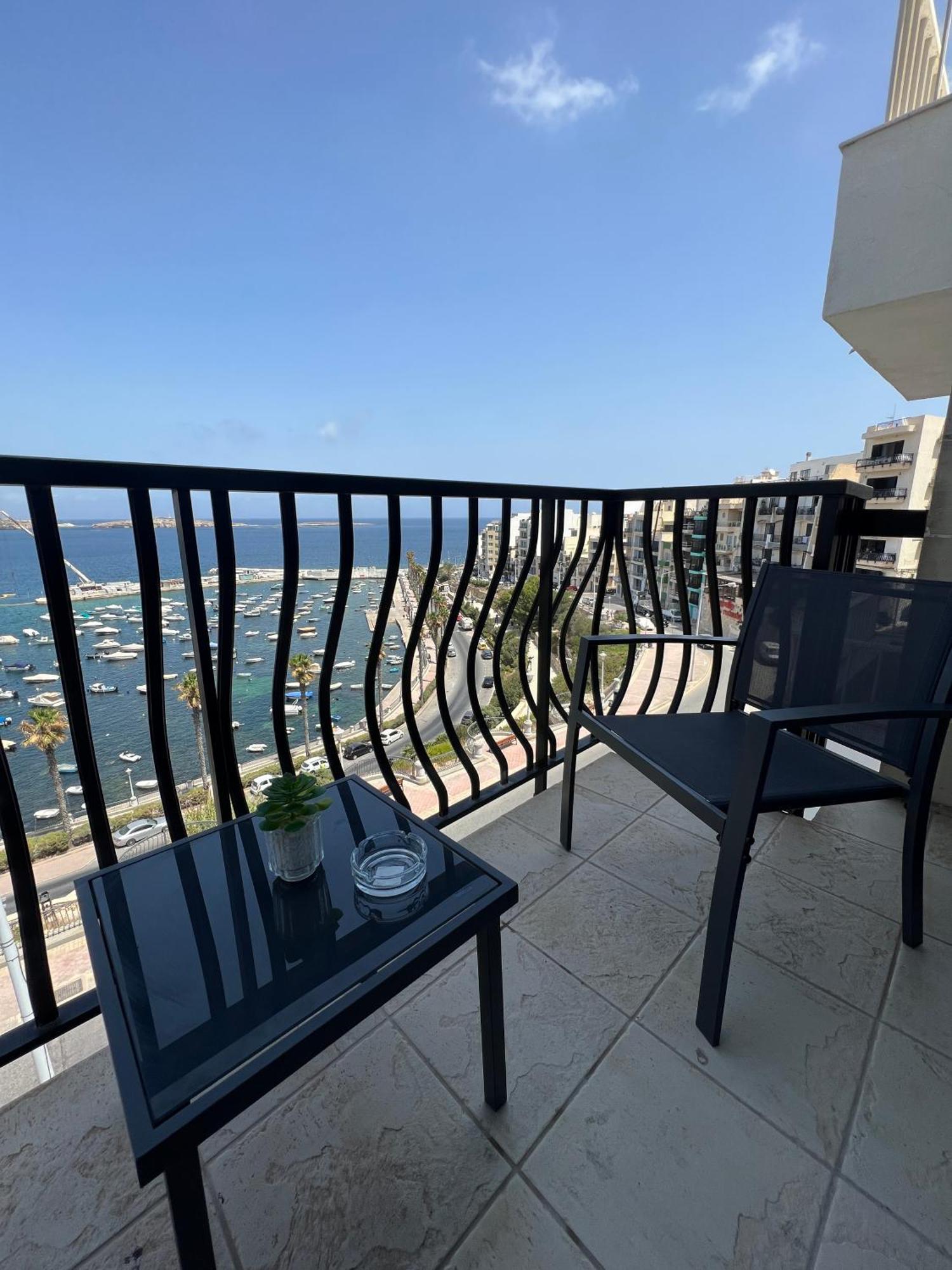Sea View Penthouse Daire St. Paul's Bay Dış mekan fotoğraf